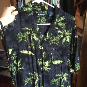 Men’s Hawaiian button up shirt